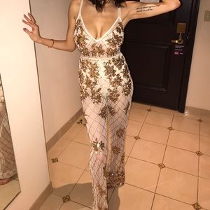 Thin jumpsuit with sequins